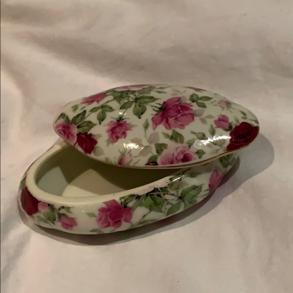 floral fine porcelain mini box
